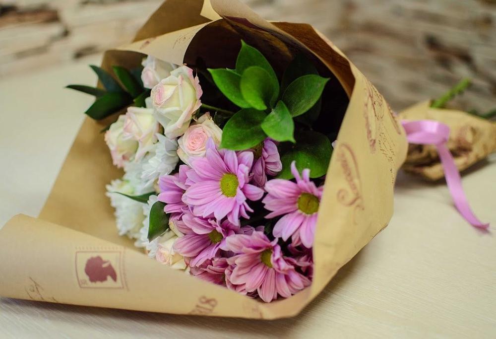 Букет цветов из: Розы и Хризантемы в Подлесном