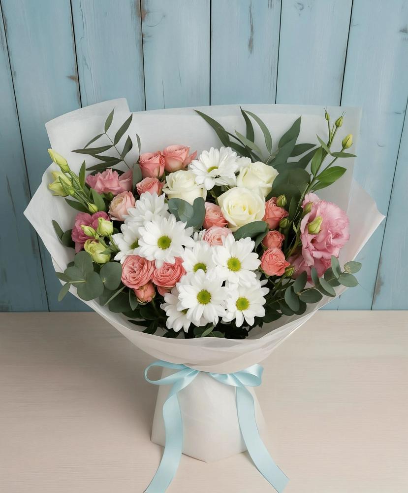 Букет цветов из: Розы, Лизиантусы и Хризантемы в Подлесном