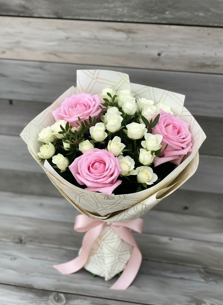 Букет цветов из: Розы в Подлесном