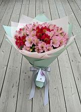 Букет цветов из:  Альстромерии #REPLACE_PRED# Подлесном