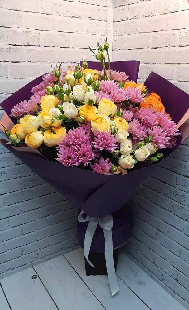Букет цветов из: Хризантемы и Розы в Подлесном