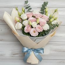 Букет цветов из:  Лизиантусы в Подлесном