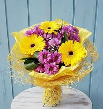 Букет цветов из:  Хризантемы и Герберы в Подлесном