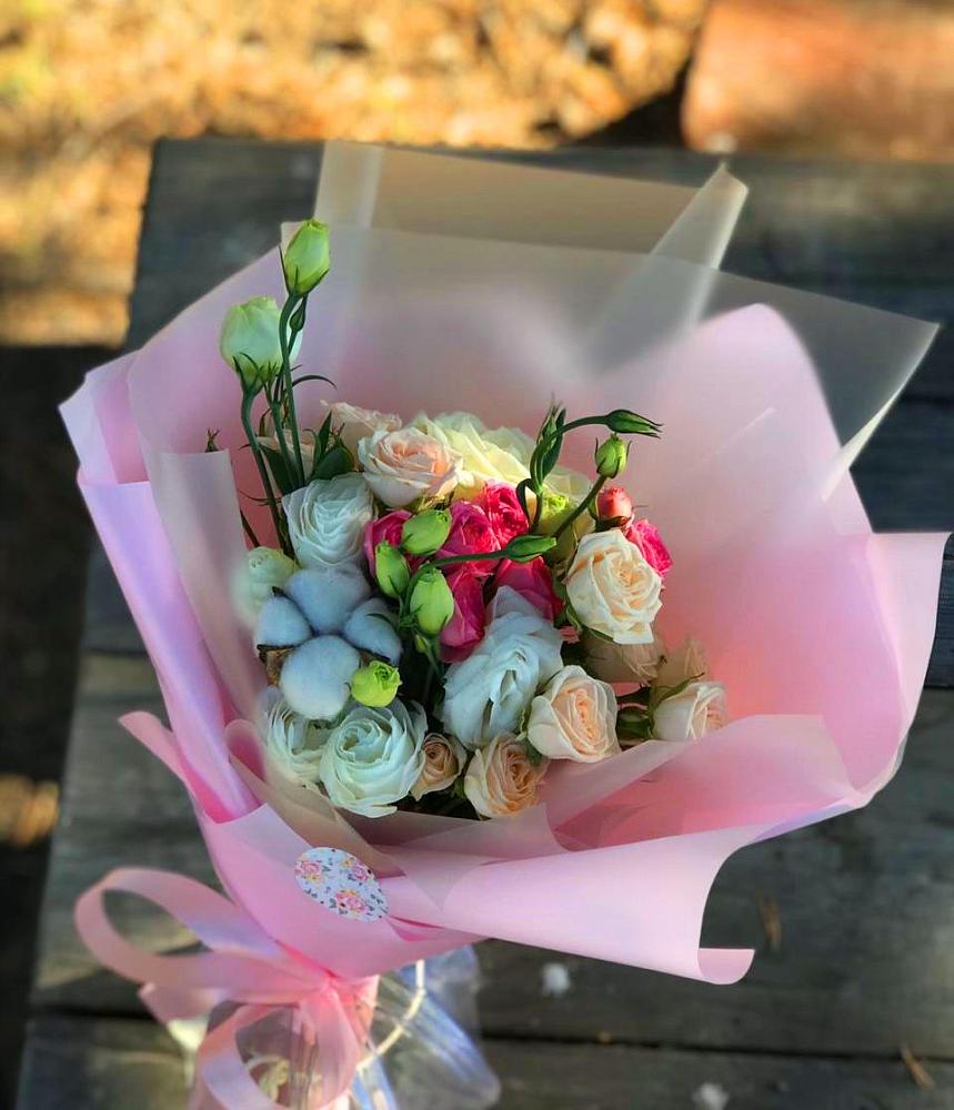 Букет цветов из: Розы и Лизиантусы в Подлесном