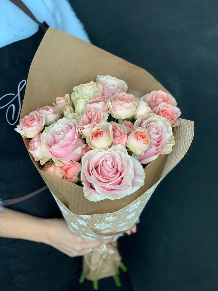 Букет цветов из: Хризантемы и Розы в Подлесном