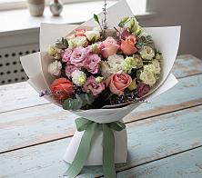 Букет цветов из:  Розы, Лизиантусы и Гвоздики в Подлесном