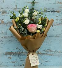 Букет цветов из:  Розы и Лизиантусы в Подлесном
